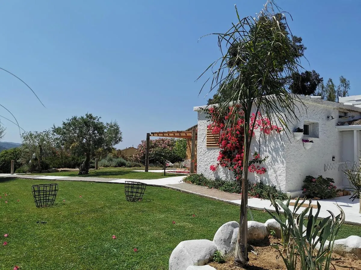 Le Rondini Bed & Breakfast Montras Spain