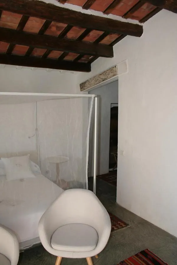 Le Rondini Bed & Breakfast Montras